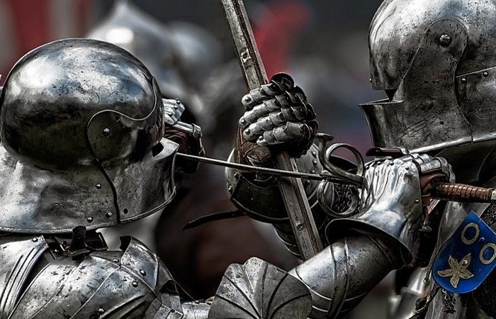 На доспехи тоже была своя мода и тренды. / Фото: nz.pinterest.com