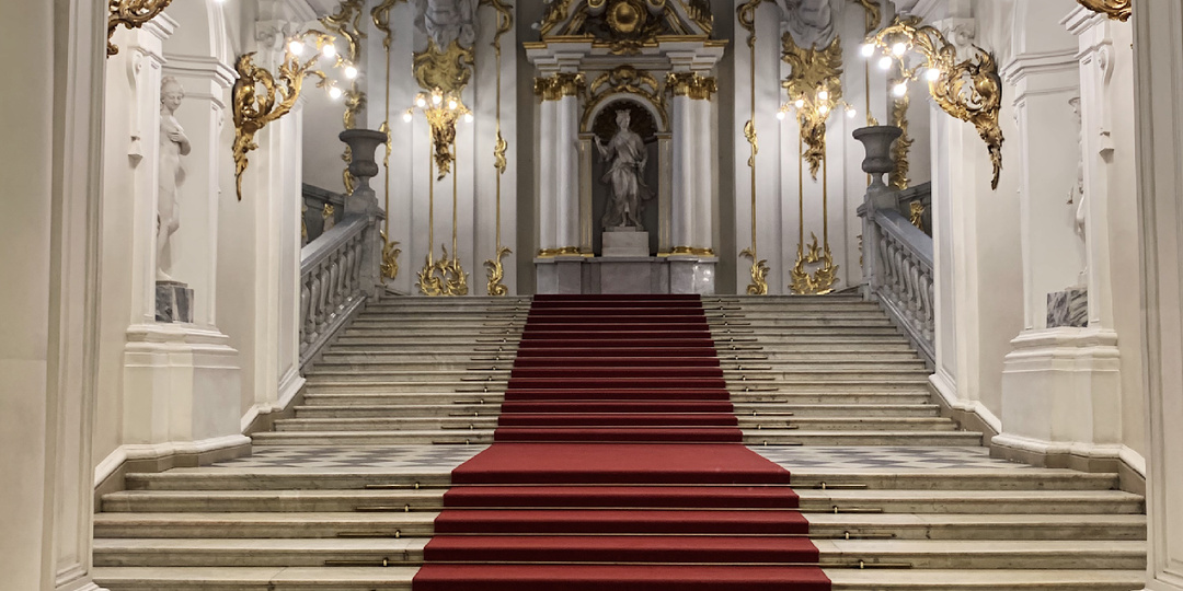 Как не стоять в очереди в Эрмитаж: 5 простых и проверенных способов