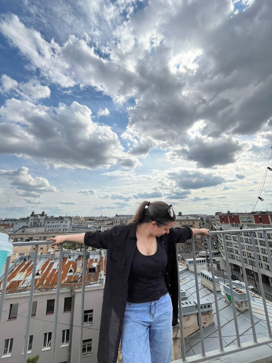 А это я. Фото для тех, с кем не знакомы. Лофт проект Этажи. Все фото мои.