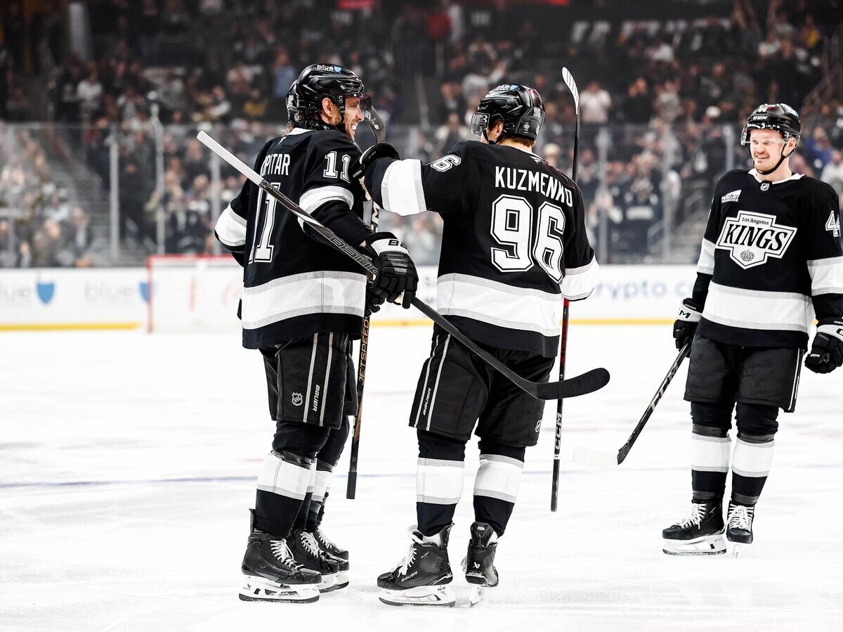    Хоккеисты клуба НХЛ "Лос-Анджелес"© Фото : Соцсети клуба НХЛ "Лос-Анджелес"