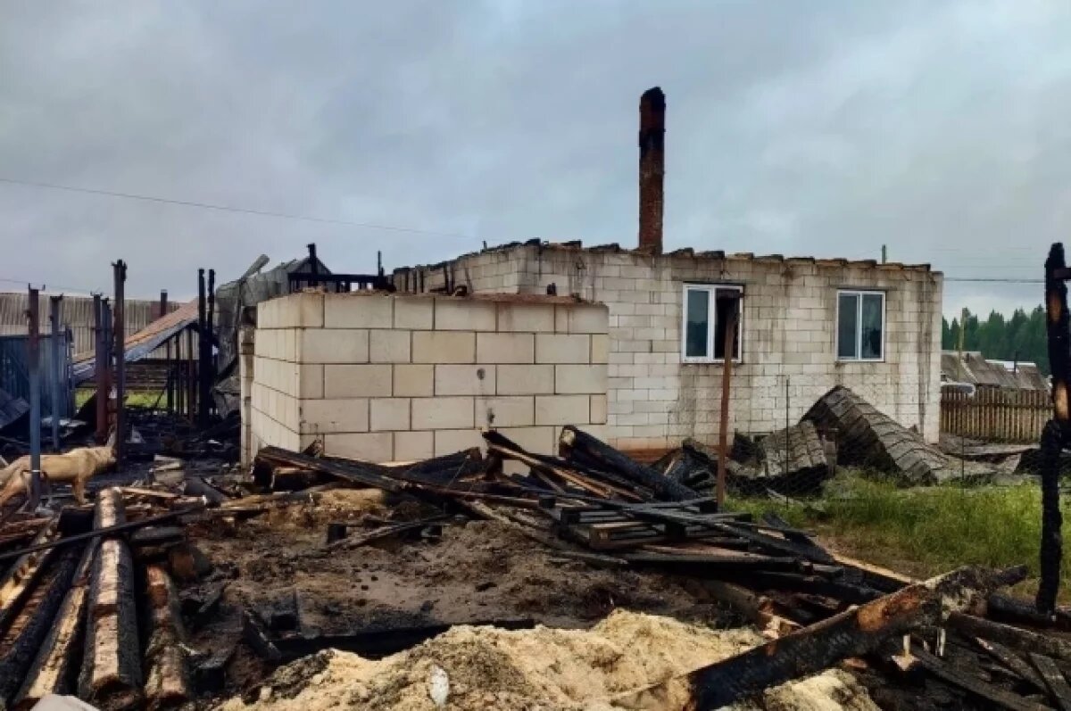    В Пермском крае прохожий спас женщину с детьми из пожара