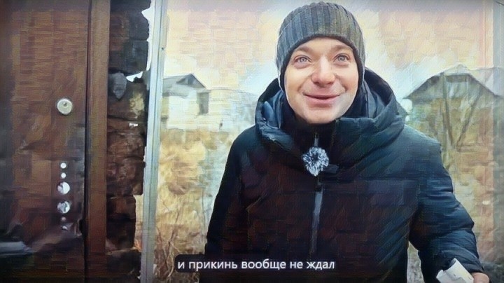 Роман никак не ожидал, что в этой времянке кто-то живет...😳