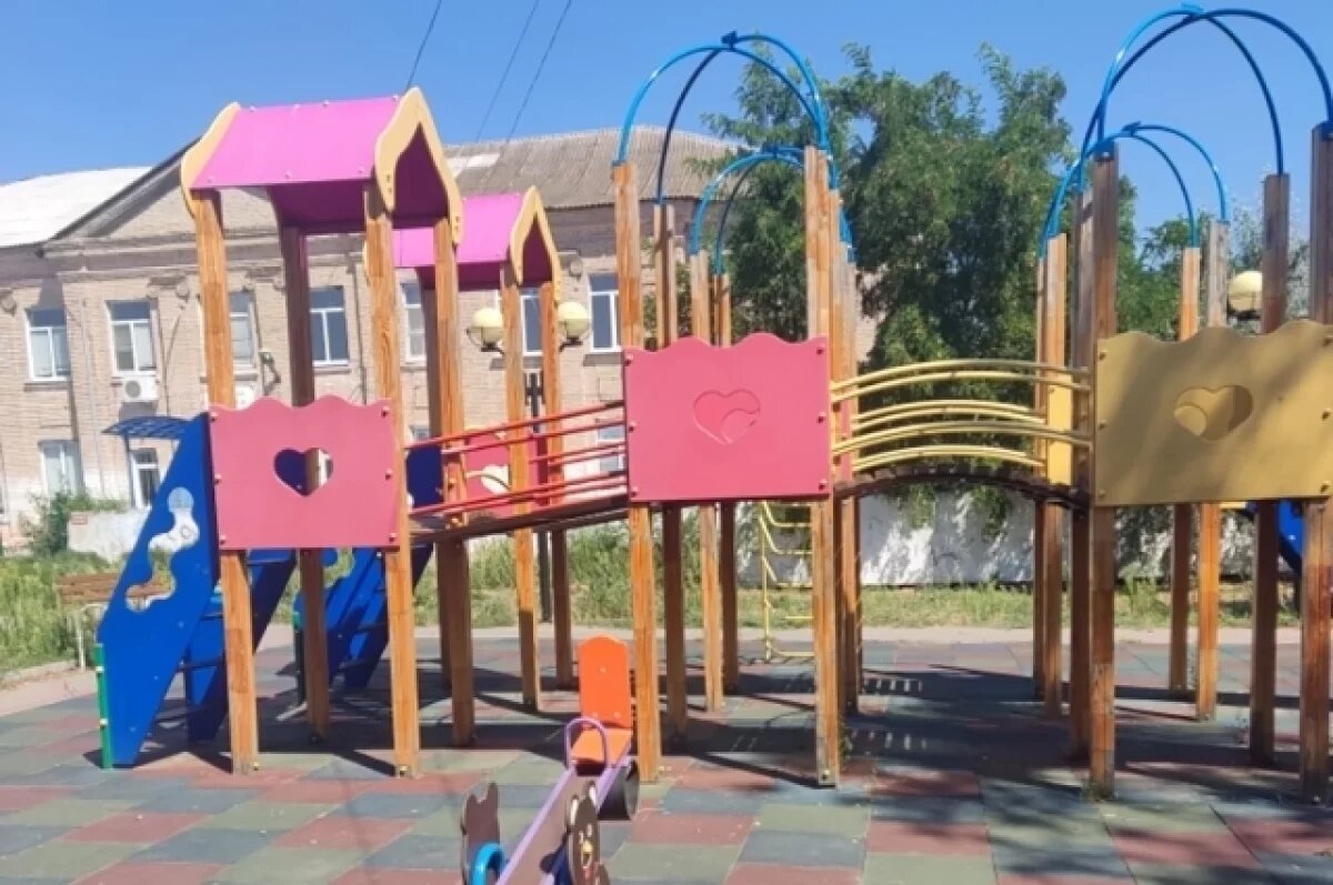    В Перми во дворе дома детей закидали камнями