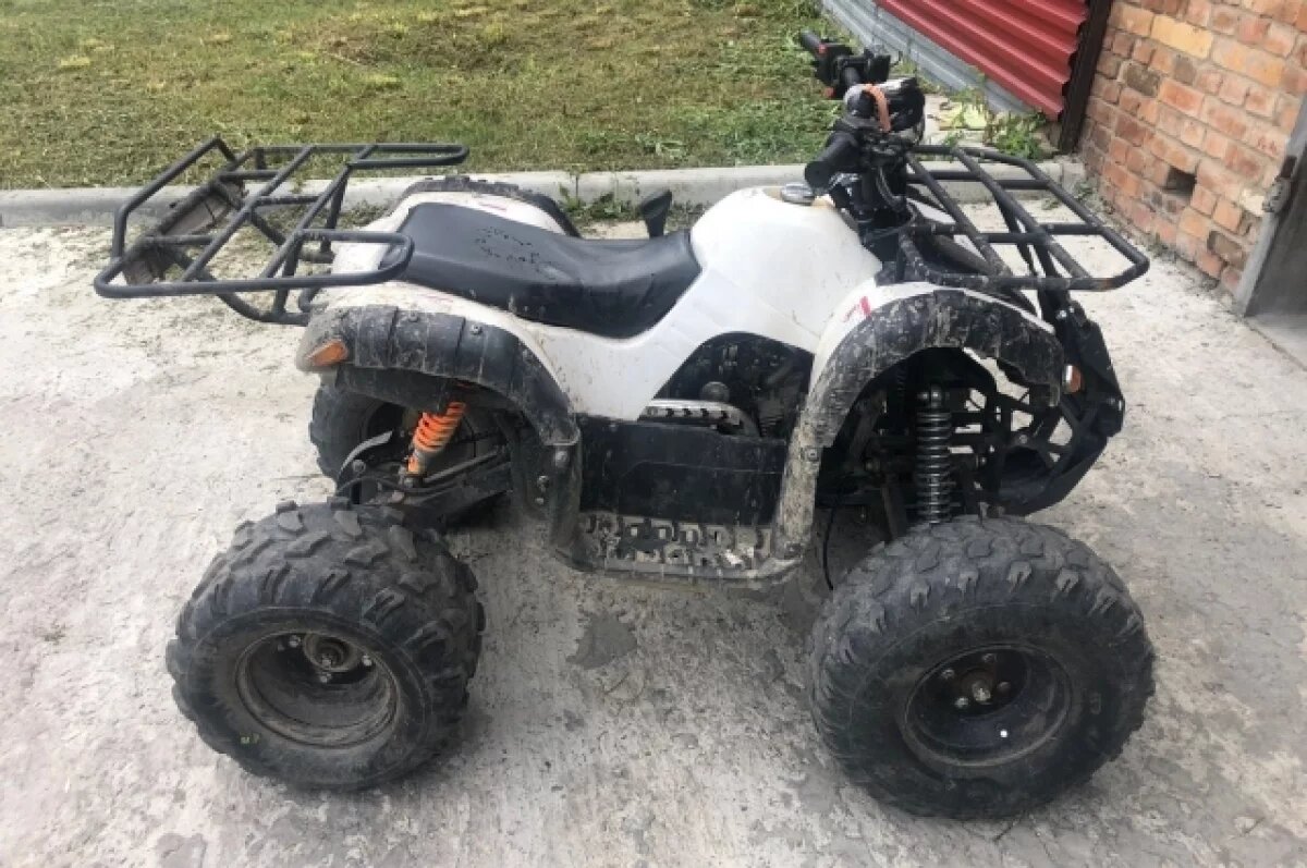    В Иркутском районе двое детей пострадали при опрокидывании квадроцикла