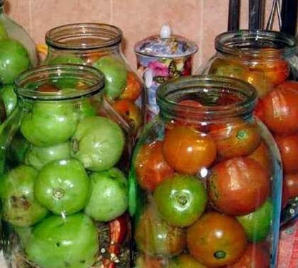 СОЛЕНЫЕ ПОМИДОРЫ