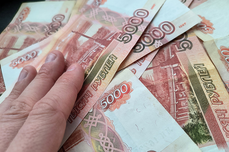    По версии следствия, все деньги — а суммы у всех были разные, от 100 тыс. до миллиона рублей и более, — шли на пополнение так называемой серой кассы управления загса РТ, которой якобы распоряжалась Нигматуллина.   
Фото: © Maksim Konstantinov/Global Look Press / www.globallookpress.com