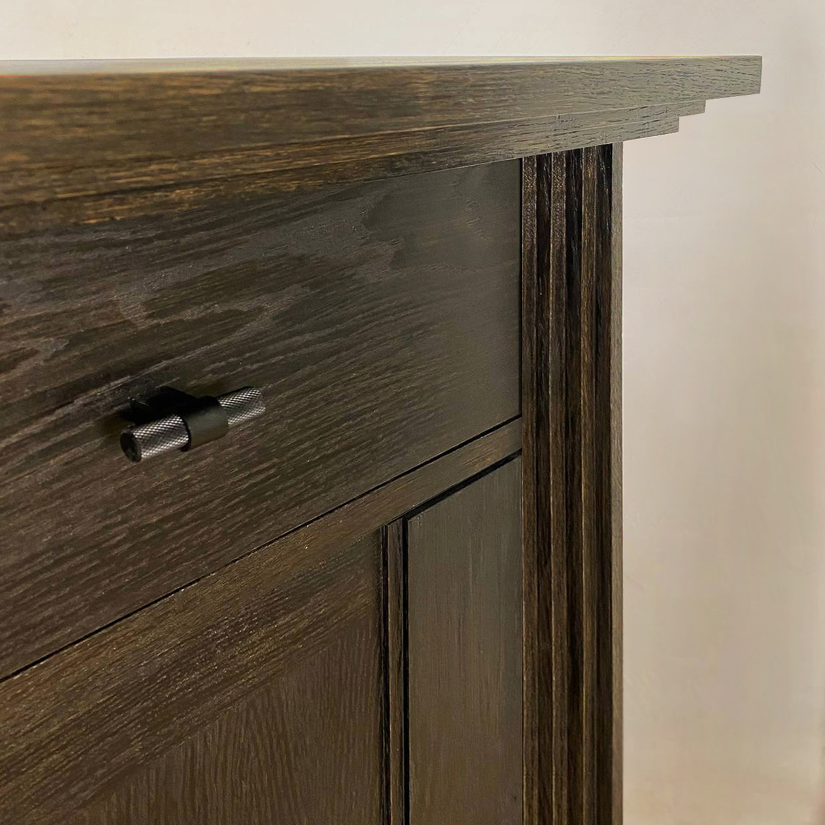 Комод Франс Pecker.Moscow