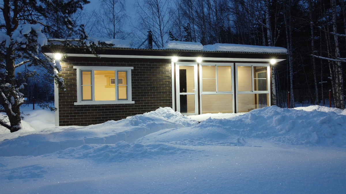 Стиль, дизайн, харизма слились в квадратной архитектуре. MOBILE II это прямолинейность и практичность.