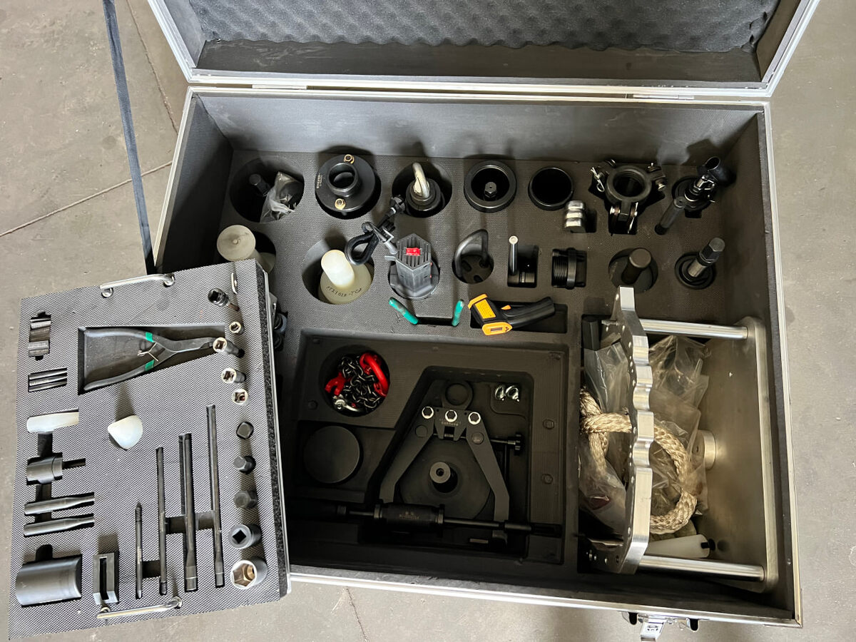 Комплект инструментов для ремонта КПП ZF Traxon.