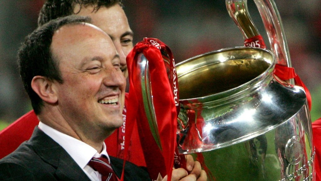    Рафаэль Бенитес с кубком Лиги чемпионов  AP 2024