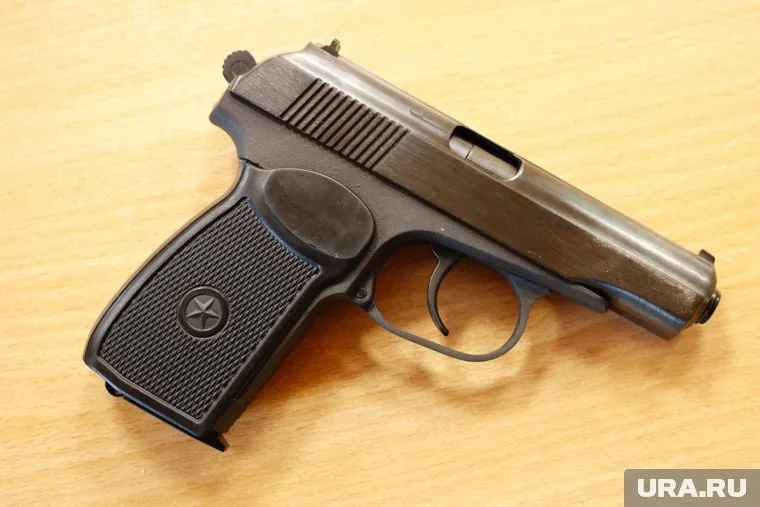 Оружие изъято на экспертизу, возбуждено уголовное дело
Фото: Екатерина Сычкова © URA.RU
