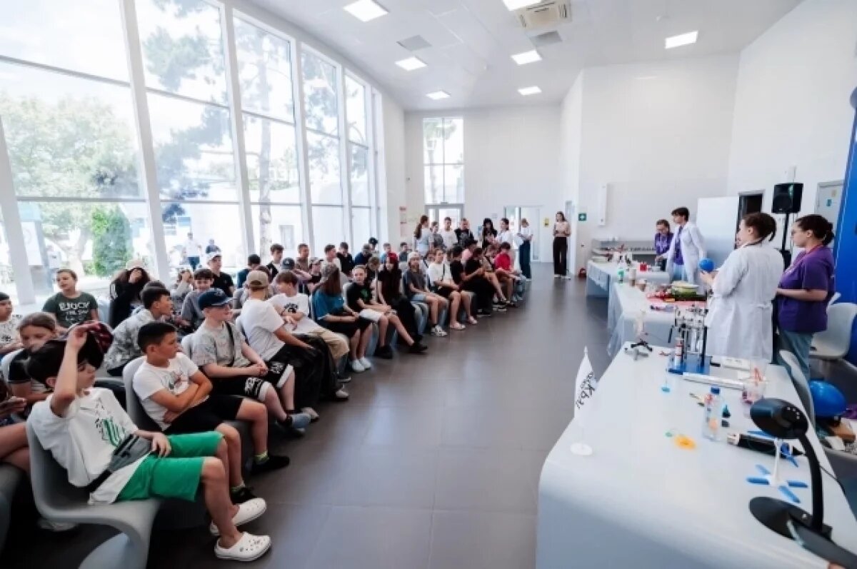    Фестиваль науки проходит во Всероссийском детском центре «Смена»