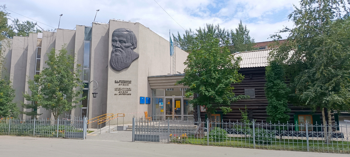 Достоевский похож на казахского мудреца