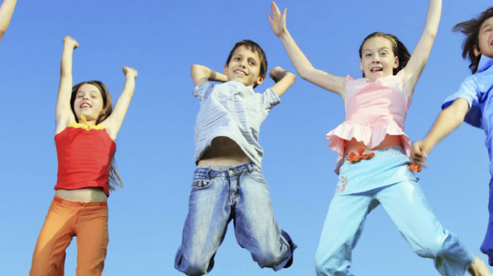    Телефоны и приключения детей