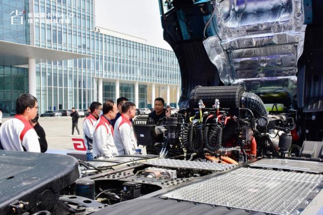 силовая установка на 1050 л.с и 4500 Нм