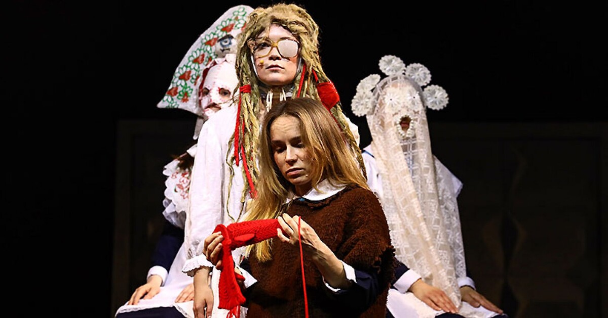 Спектакль «Калечина-Малечина». Одиночество и травля могут толкнуть человека на отчаянные поступки.