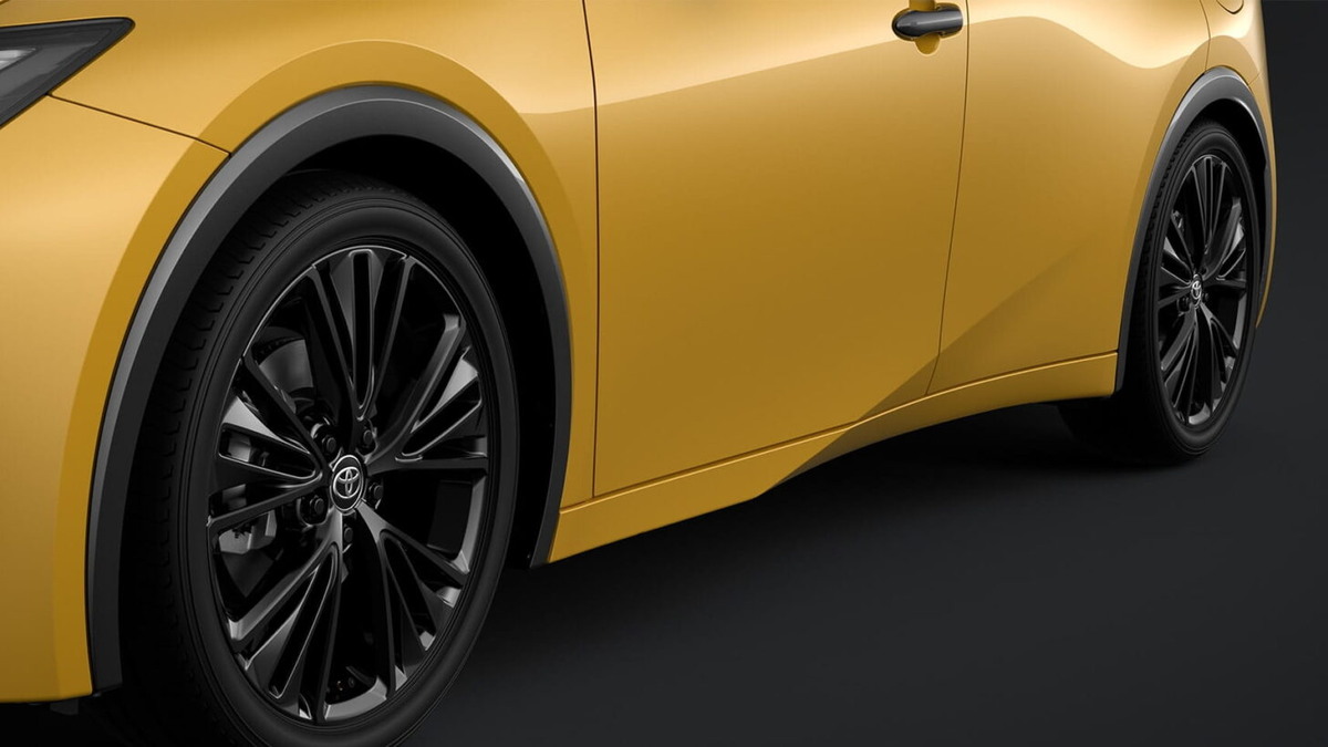    Toyota Prius PHEV Night Shade. Фото Toyota