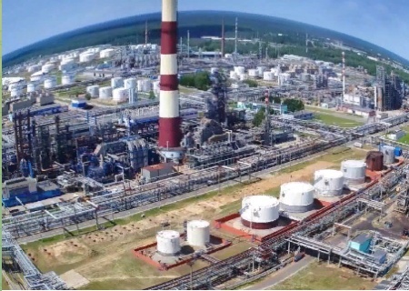    Удары по НПЗ Украины бьют по Баку. Когда счёт идёт на миллионы долларов, политическая поза легко меняется