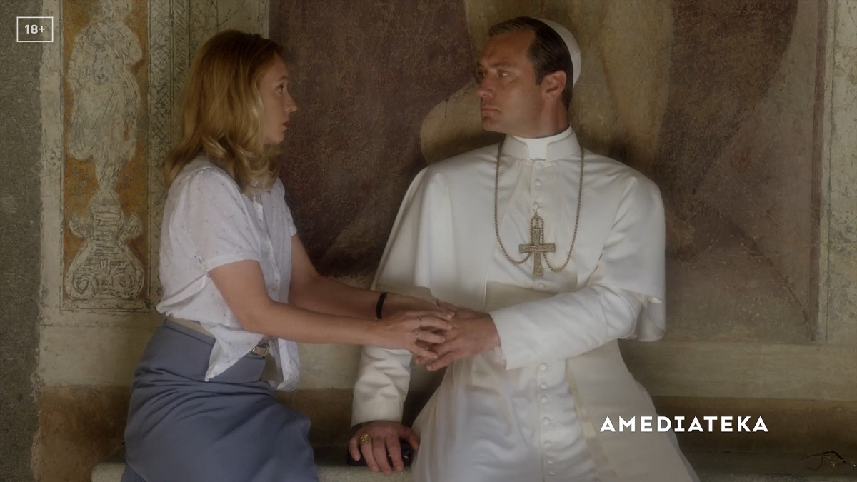 Кадр из сериала "Молодой Папа"