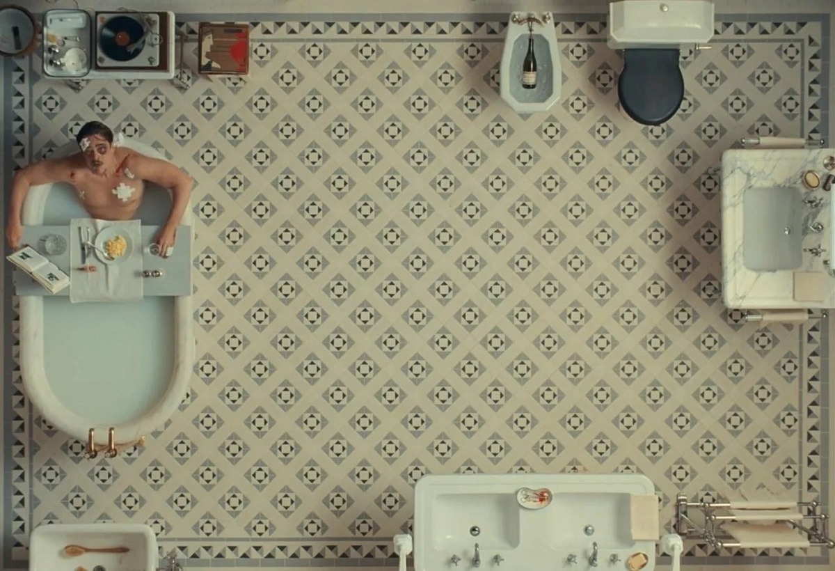 "Финикийская схема" (2025) рецензия на фильм