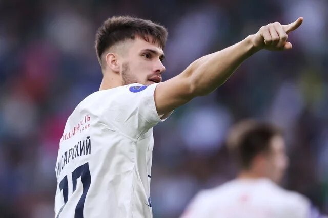    Футболист Владимир Писарский. Досье