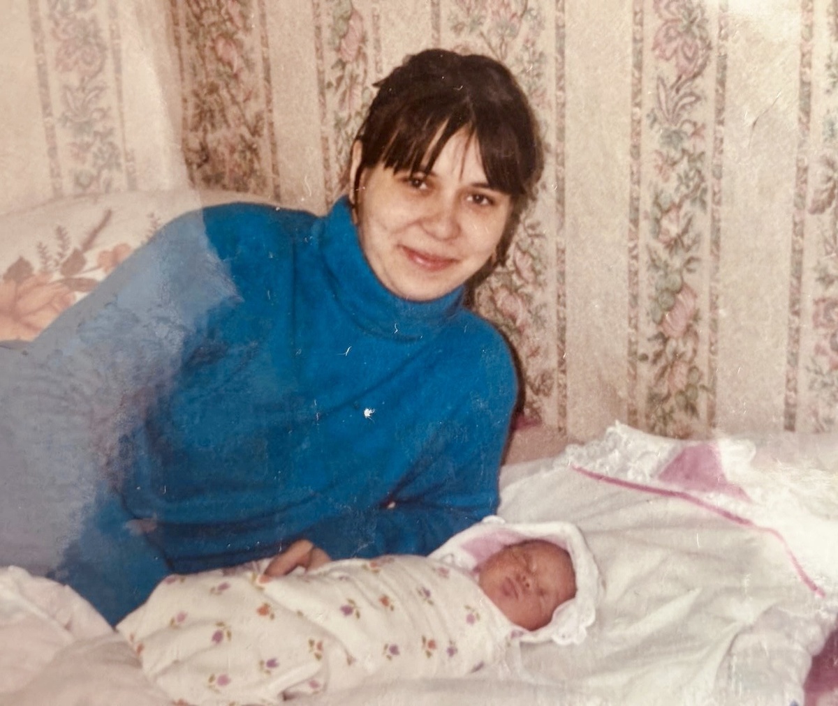 Только с больницы 