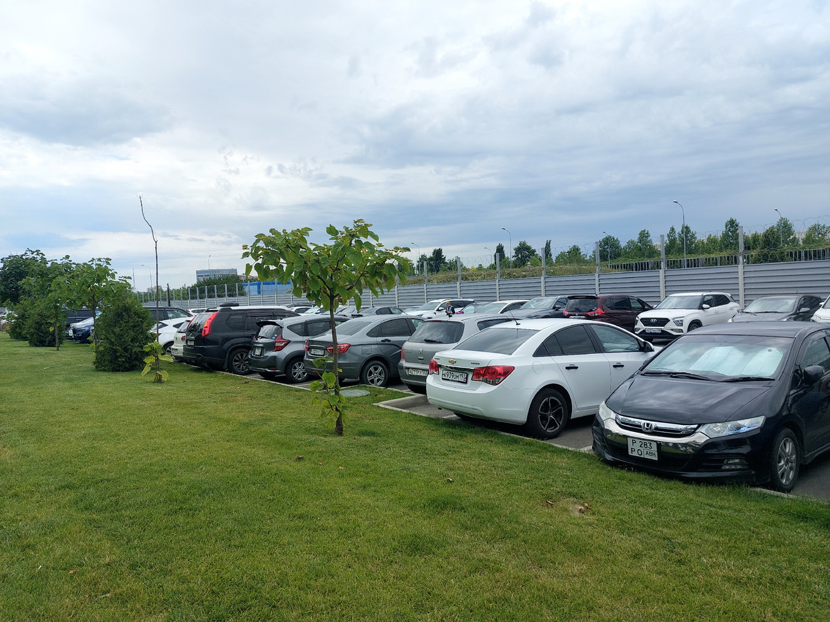 Парк Галицкого стоянка