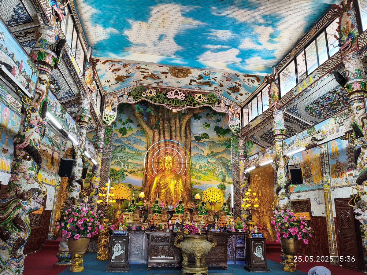 Храм Линь Фуок. Личное фото.