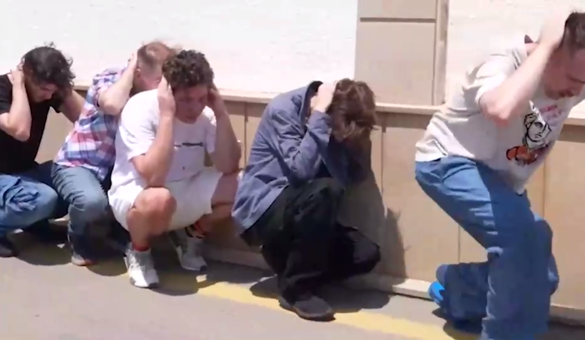 Скриншот с азербайджанских видео. 