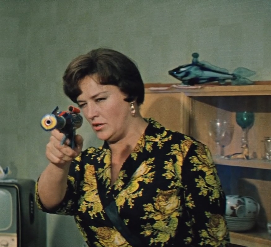 Ну, юноша, самовыражайтесь в комментариях быстрее!