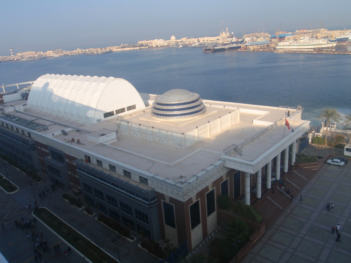 Порт Александрии. Вид с круизного лайнера. Фото автора. 