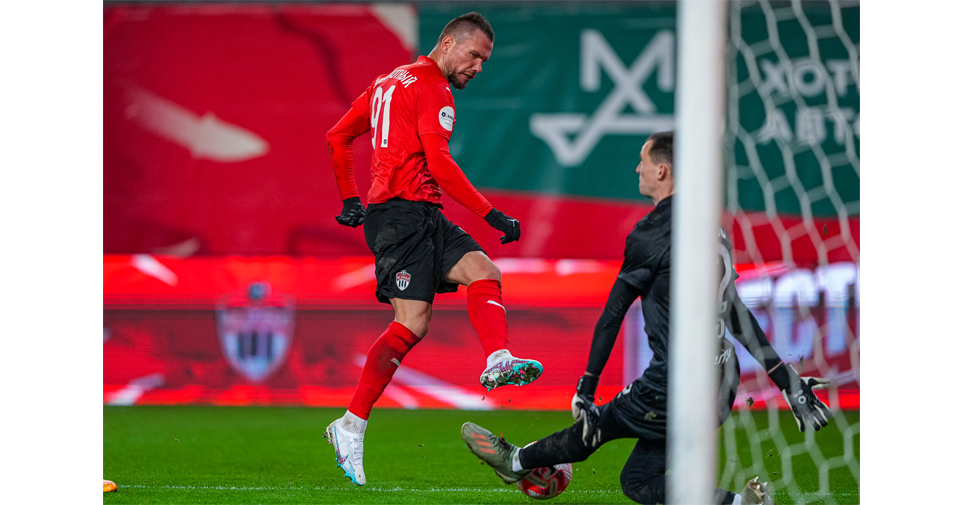 Фото: fckhimki.com