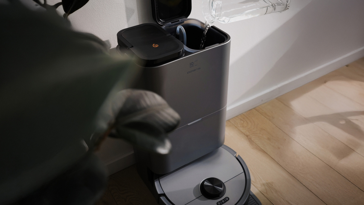 Робот-пылесос PVCRAC 7790 Wi-Fi IQ Home со станцией самоочистки