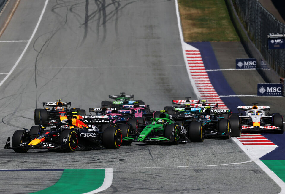    Интересный факт: Red Bull Racing в трёх гонках набрала меньше очков, чем Sauber Getty Images / Red Bull Content Pool