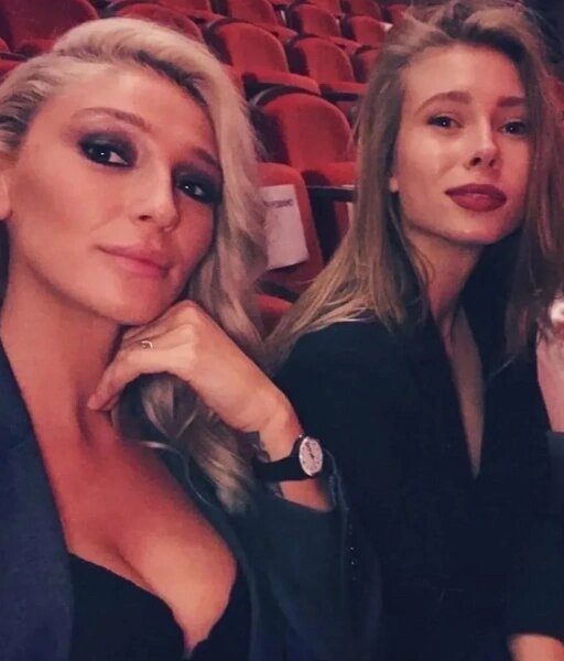    В прошлом Настя и Юлия дружили admin