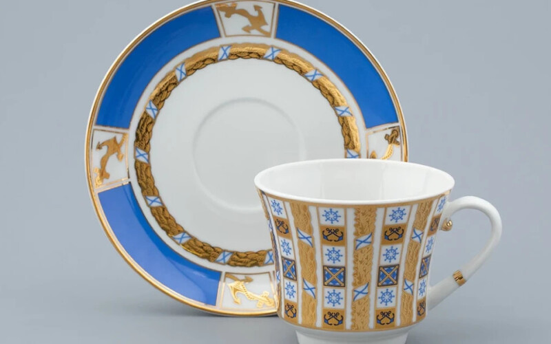 Фарфоровый чайный набор с символикой Кронштадта