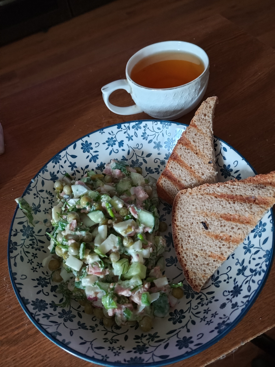 Готовила белковый салат