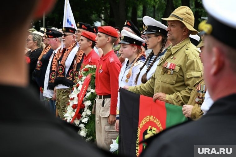 В разных уголках нашей страны в честь праздника проходят различные массовые мероприятия
Фото:Виталий Аньков/РИА Новости
