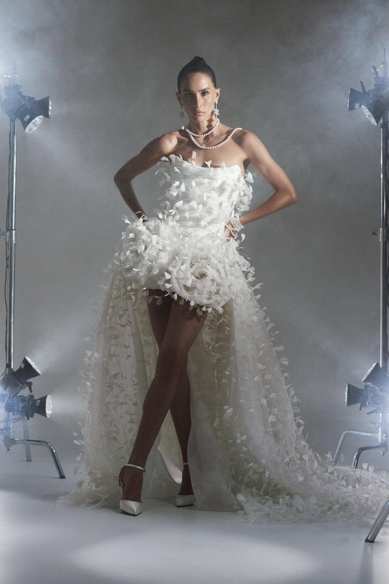 Платье модного дома "Yana"