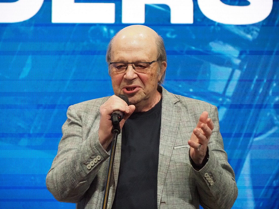 50 лет спустя. Через полвека после первого учебного года по джазовым специальностям в советских музыкальных училищах первопроходец джазовой педагогики в СССР, народный артист России, профессор Российской академии музыки им. Гнесиных Игорь Бриль открывает Форум джазовых педагогов