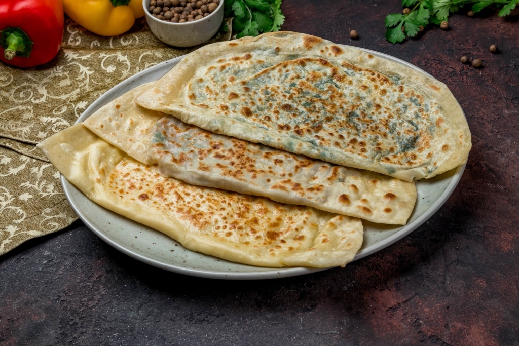 Кутабы с зеленью