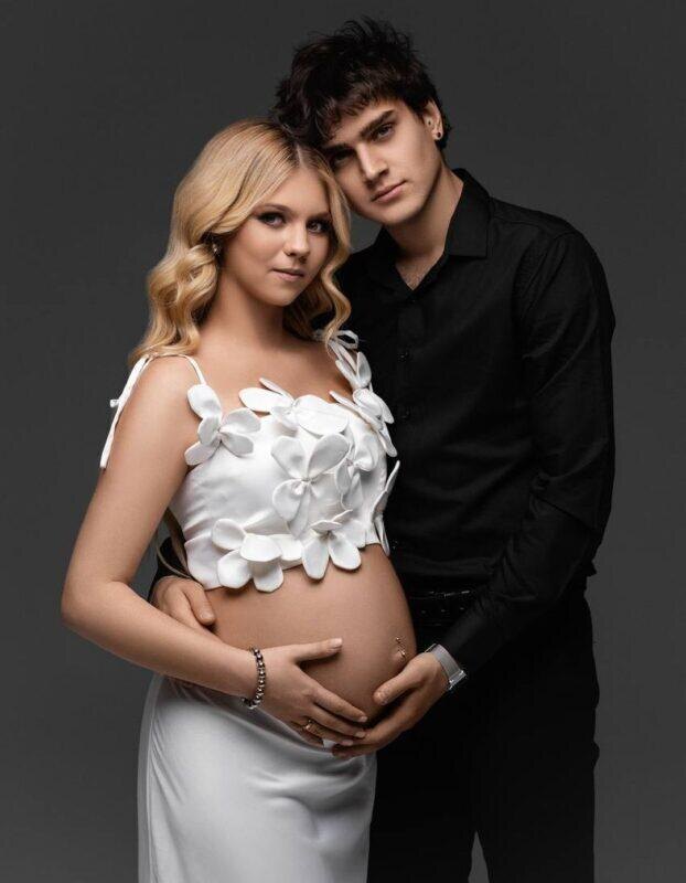 Александра Трусова и Макар Игнатов. Фото: Телеграм-канал Александры. Фотография взята из открытых источников.  📷
