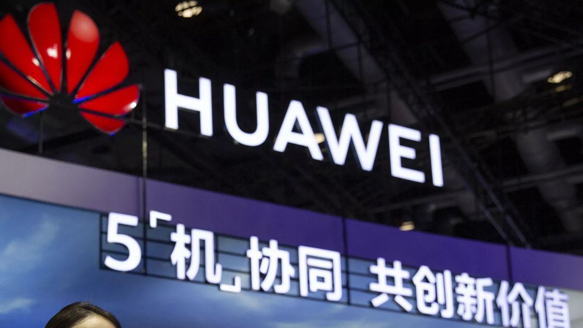 © AP Photo / Mark Schiefelbein