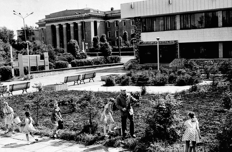 Город Черемхово и его жители в 1980 г. Фото из открытых источников
