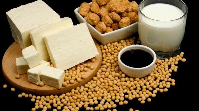 Все соевые продукты очень богаты аналогами женских гормонов