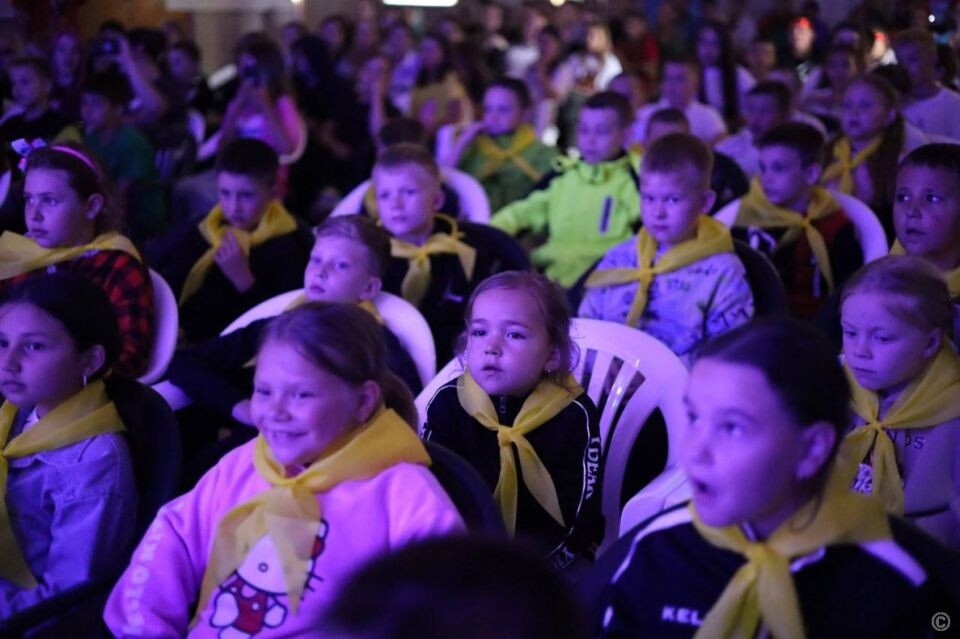    В барнаульском лагере "Маяк" открылась профильная смена кадетов МЧС. Источник: Администрация Барнаула