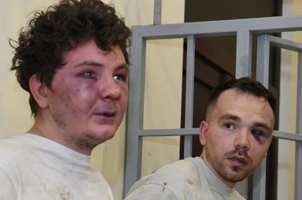    Судя по внешнему виду арестованных, о том, что занимаются наркобизнесом, они узнали от азербайджанских полицейских, причем эту информацию им вбивали в головы в буквальном смысле слова.