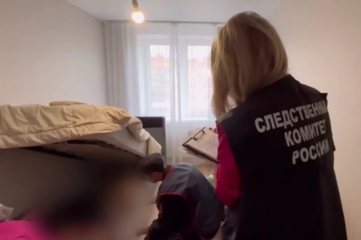    Зарезавший мать на глазах сына житель Колпино был в многодневном запое