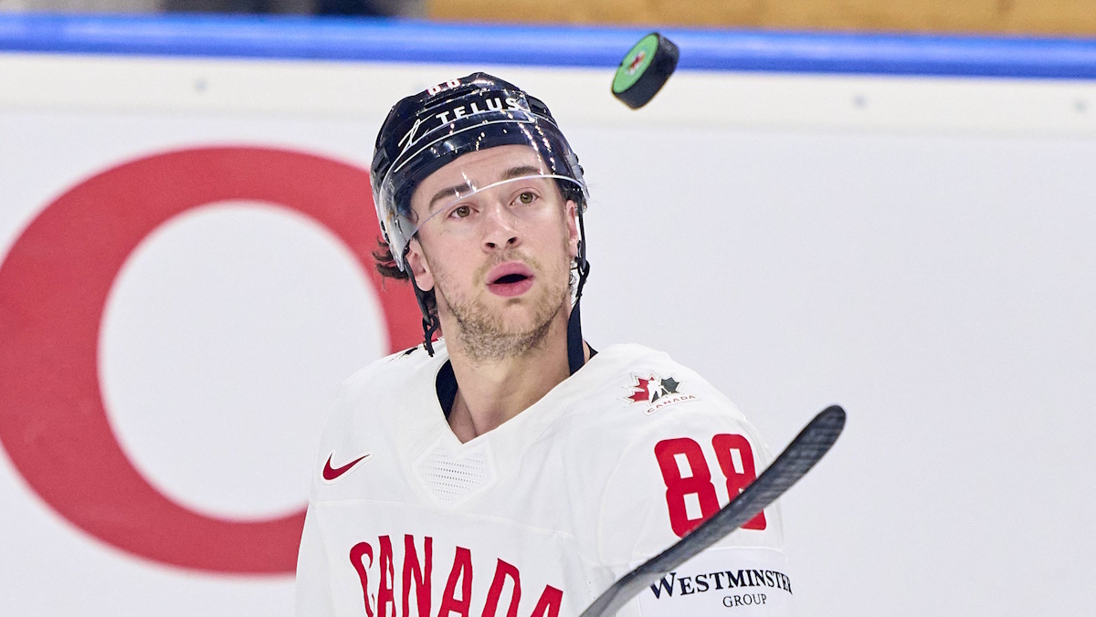    Эндрю Манджипани перешел в «Эдмонтон» из «Вашингтона». Фото: GLOBAL LOOK PRESS