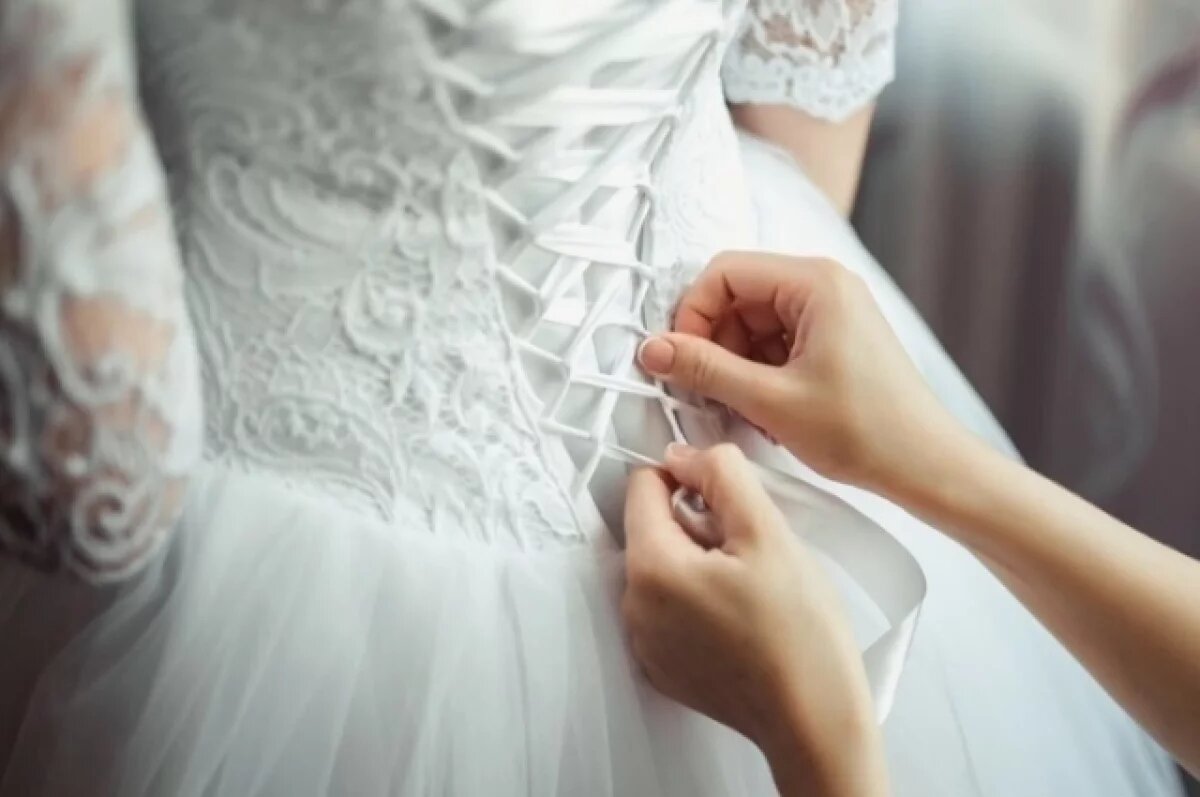    Челябинцев приглашают на выставку свадебных нарядов разных эпох и народов